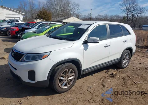 2015 Kia Sorento Lx из США, поврежденный, VIN 5XYKT3A64FG605789